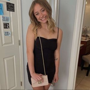 Meet your Posher, Chloe